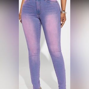 NWT….BARBIE SKINNY JEANS